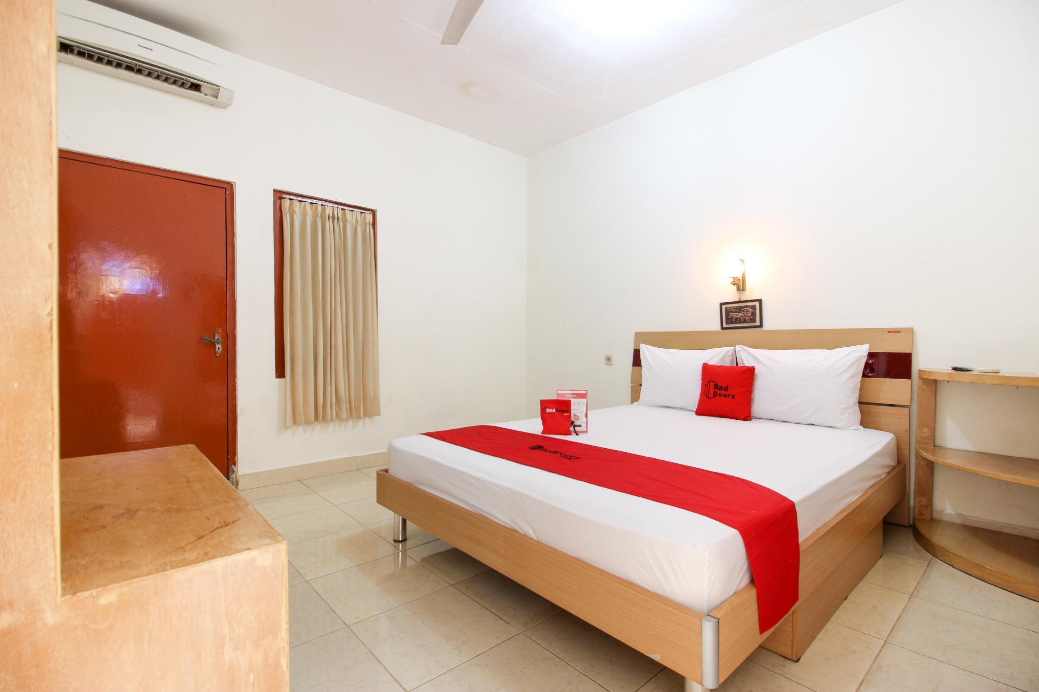 Hotel Reddoorz Syariah At Jalan Menteri Supeno Jogyakarta Zewnętrze zdjęcie