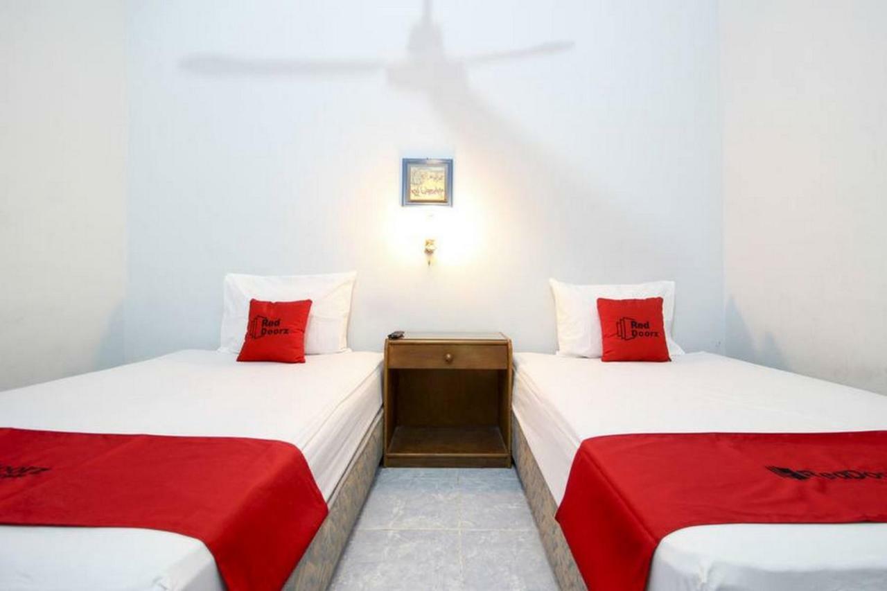 Hotel Reddoorz Syariah At Jalan Menteri Supeno Jogyakarta Zewnętrze zdjęcie