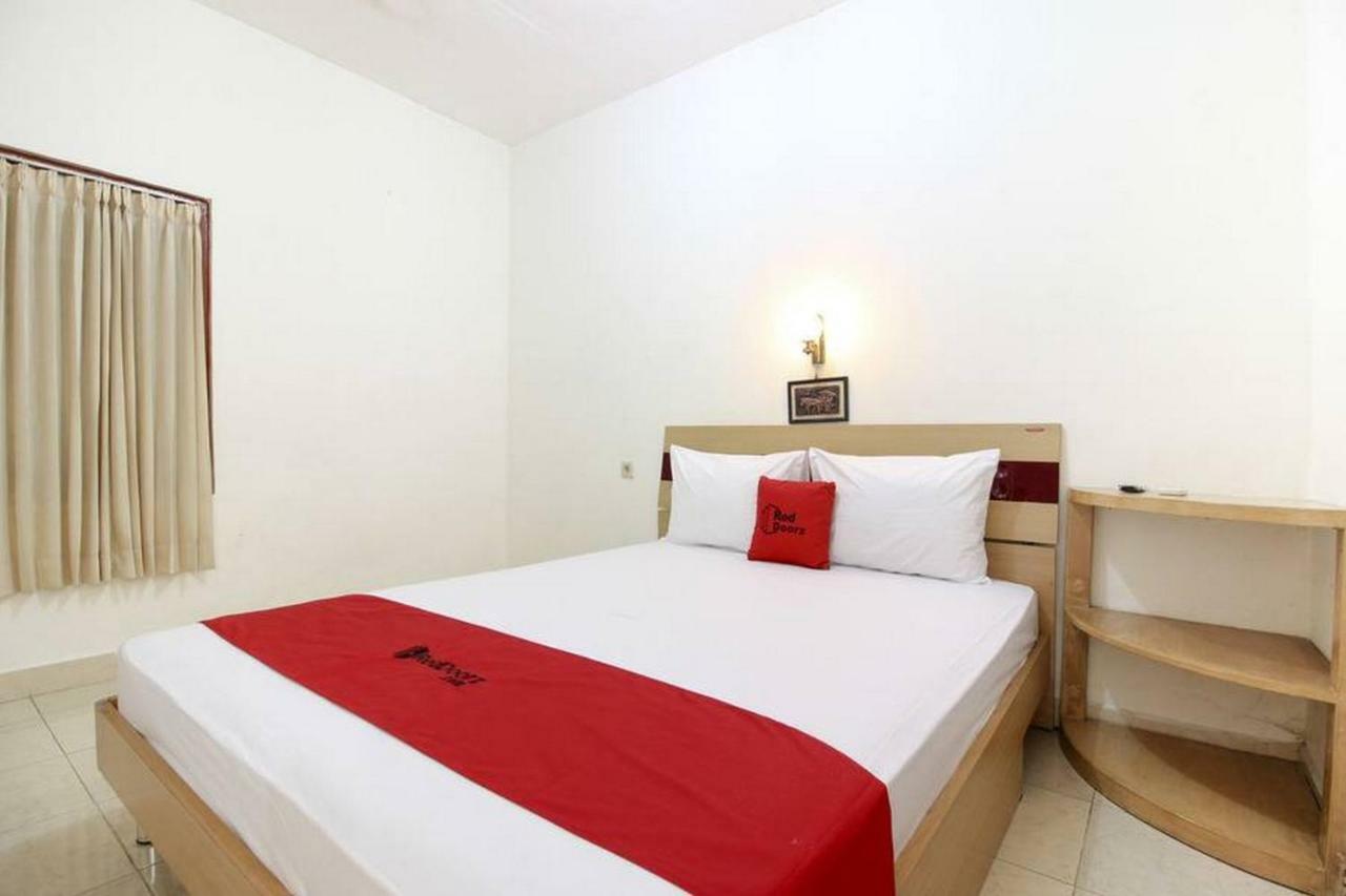 Hotel Reddoorz Syariah At Jalan Menteri Supeno Jogyakarta Zewnętrze zdjęcie