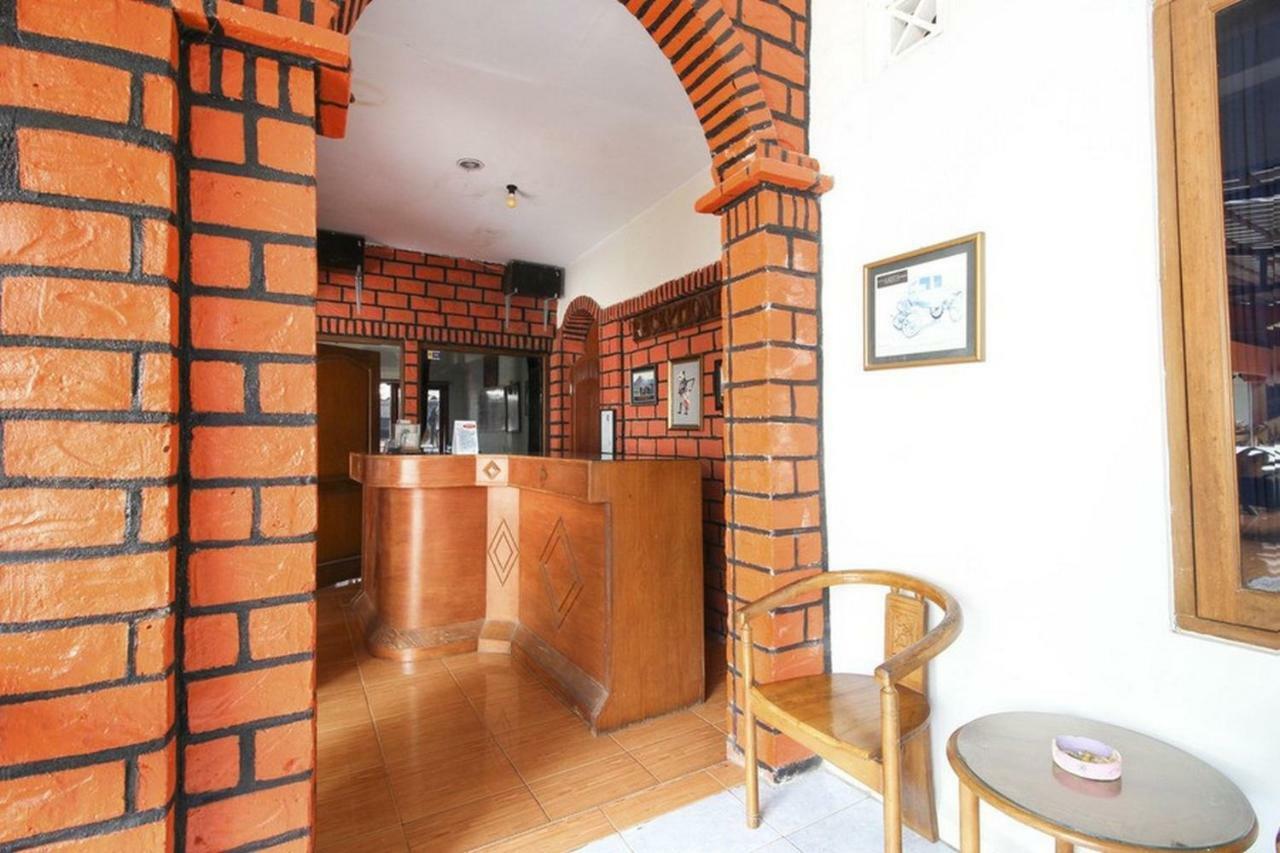 Hotel Reddoorz Syariah At Jalan Menteri Supeno Jogyakarta Zewnętrze zdjęcie