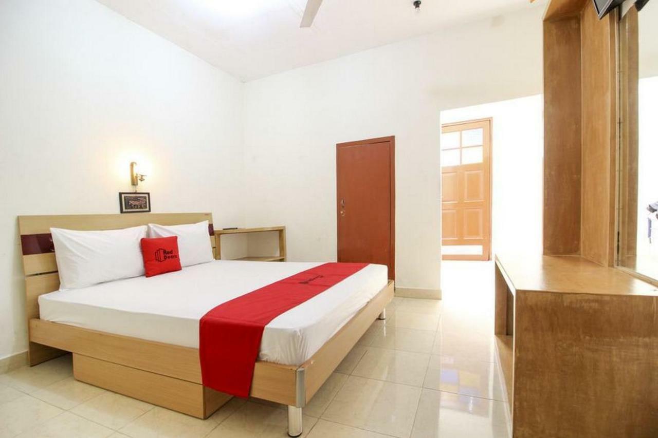 Hotel Reddoorz Syariah At Jalan Menteri Supeno Jogyakarta Zewnętrze zdjęcie
